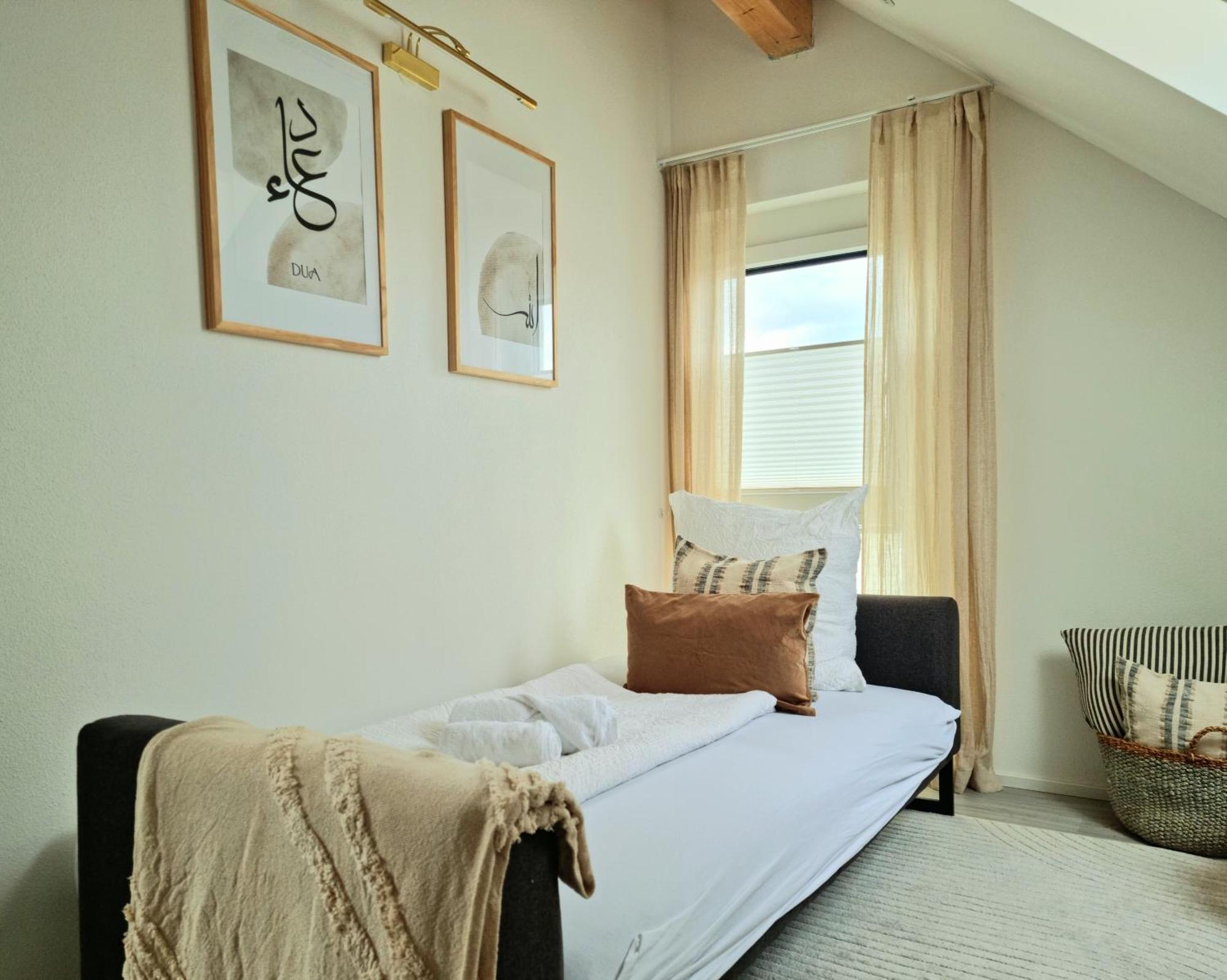 Homestay-Stylish, Zentral- Loft Apartment-Parking Ingolstadt Exterior photo